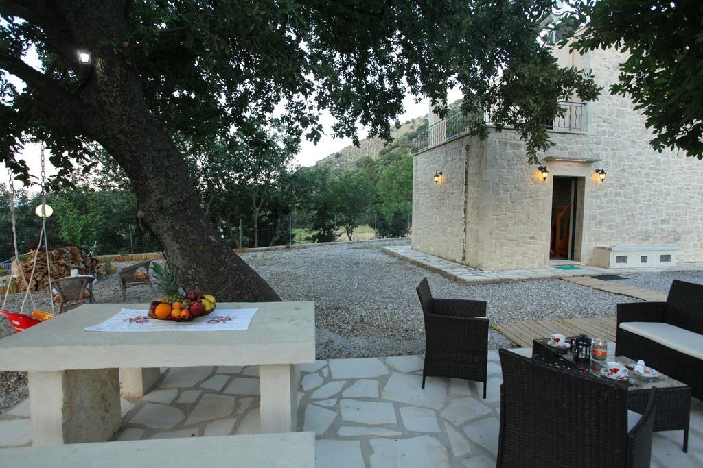 Villa Athina อาร์ยิรูโปลิส ห้อง รูปภาพ