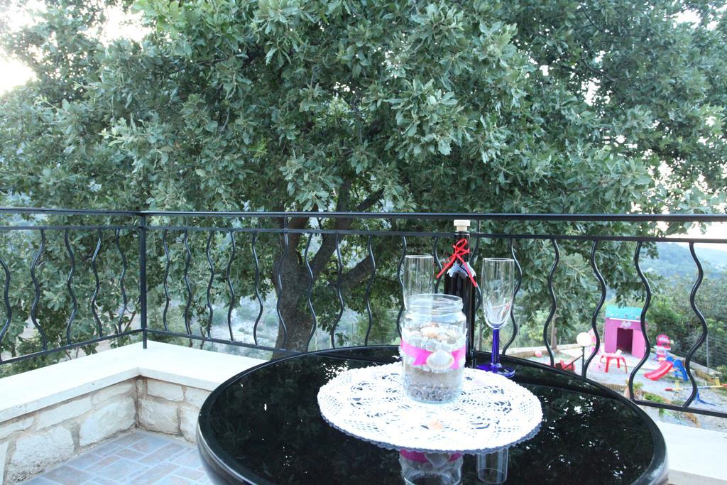 Villa Athina อาร์ยิรูโปลิส ห้อง รูปภาพ